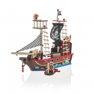 Medinis žaislas piratų laivas